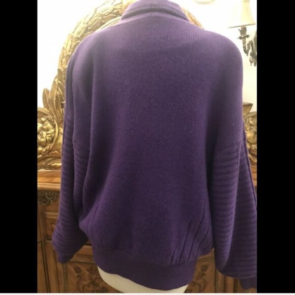 SUZELLE Vintage Sweater. 1980's. Lambswool and Angora Rabbit. Size Medium.  AL - Picture 6 of 7